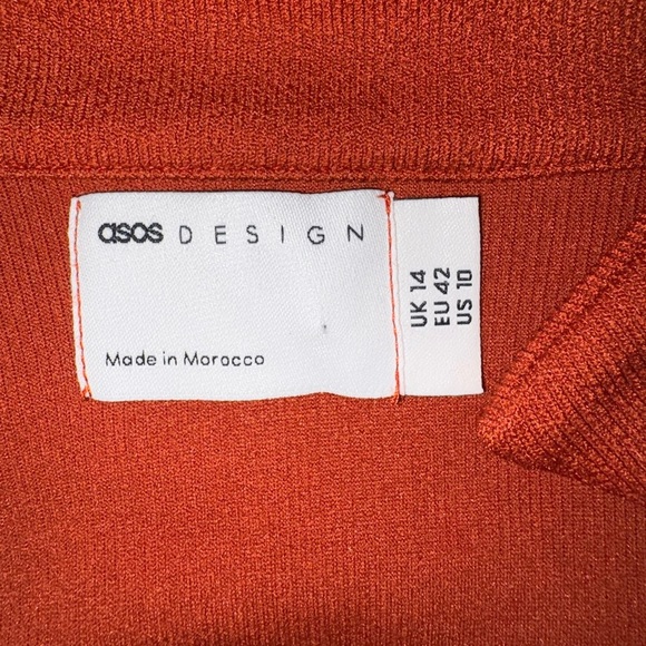 ASOS Brown Ribbed Bodycon Dress with Asymmetrical Neckline - Picture 7 of 9